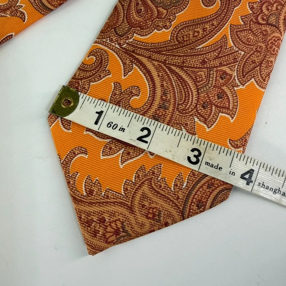 ETRO Milano Italy Paisley Tie Orange White Paisley Floral 100% Silk Necktie